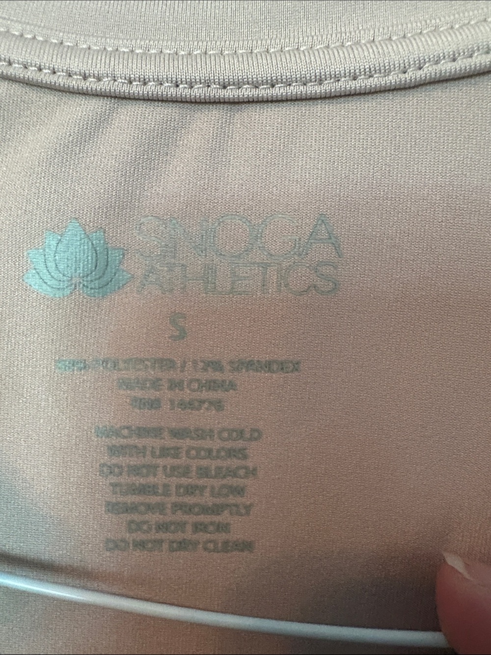Snoga Women's 3/4 Sleeve Quarter-Zip Active Top in Mushroom S - Picture 5 of 5